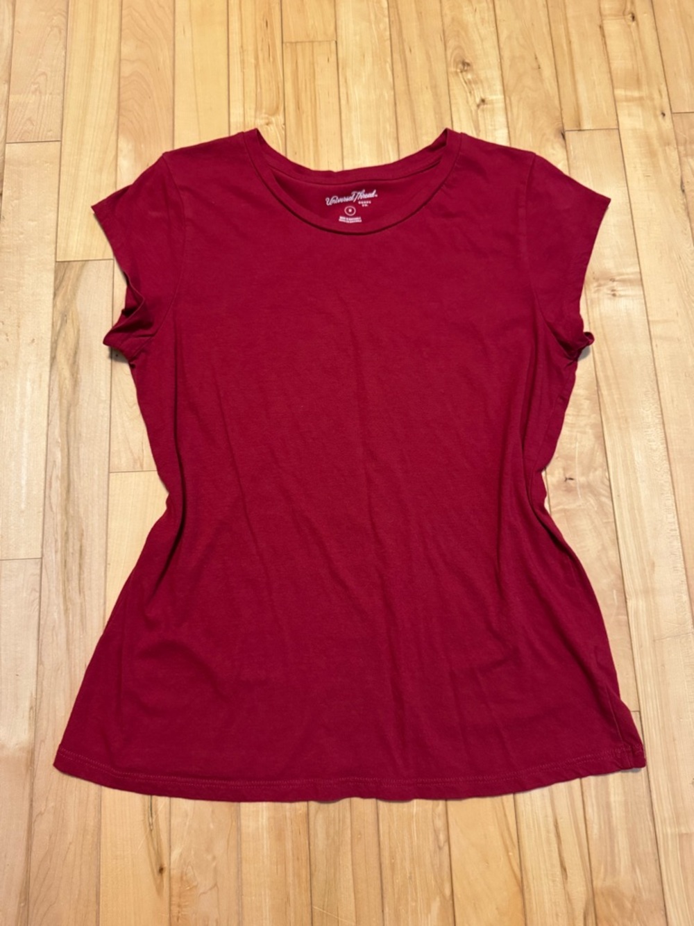 Universal Thread Women's Crewneck Cap Sleeve Tee - Red Medium